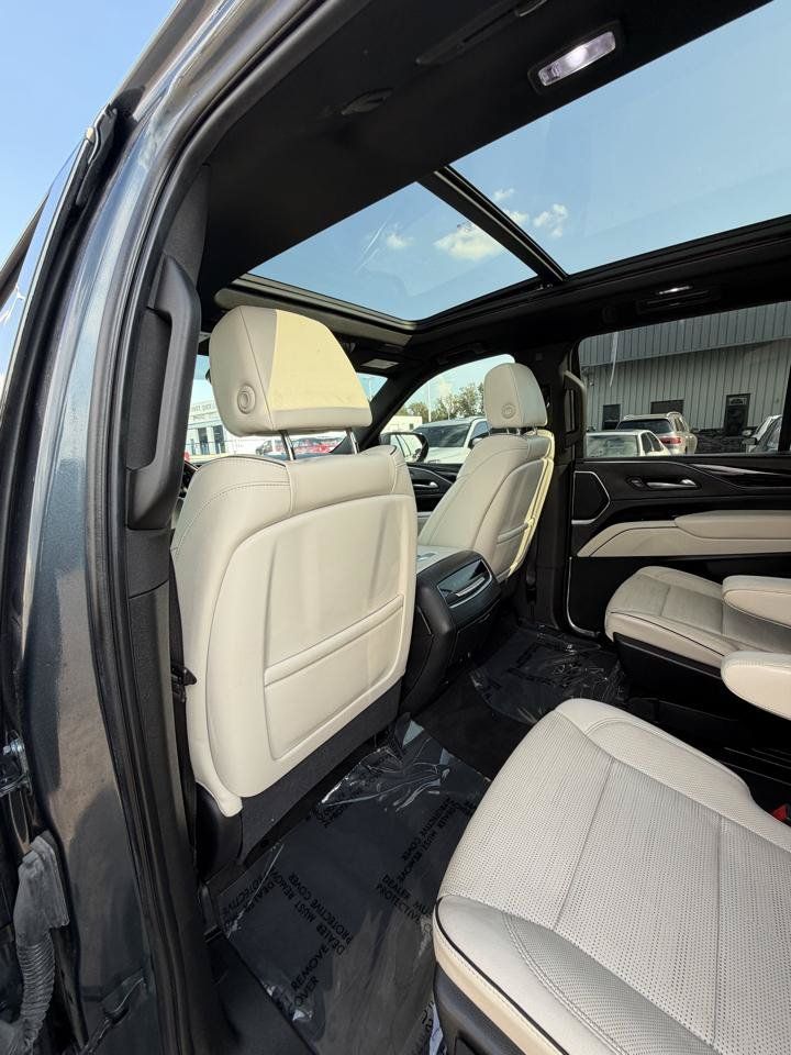 Used 2021 Cadillac Escalade Sport w/ Driver Assist Tech Package AWD/4WD image 30