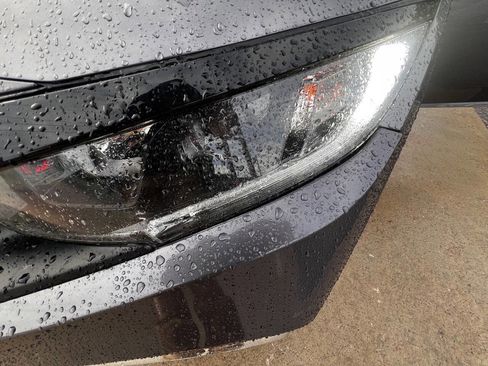 Used 2019 Honda Civic EX image 19