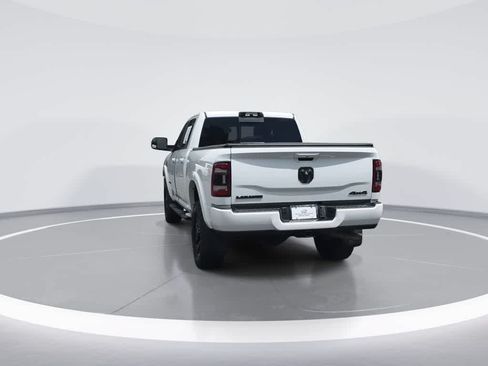 Used 2022 RAM 2500 Laramie AWD/4WD image 7