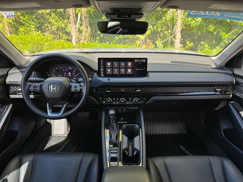 Certified 2023 Honda Accord Touring image 5