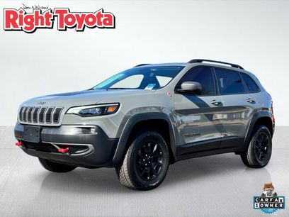 Used 2019 Jeep Cherokee Trailhawk w/ Cold Weather Group