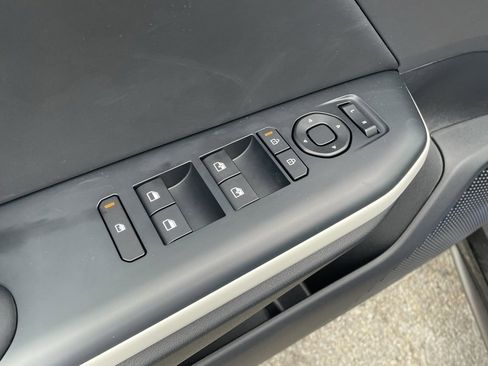 New 2025 Kia K4 GT-Line w/ GT-Line Sunroof Package image 11