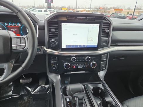 Used 2023 Ford F150 Lariat w/ Trailer Tow Package image 25