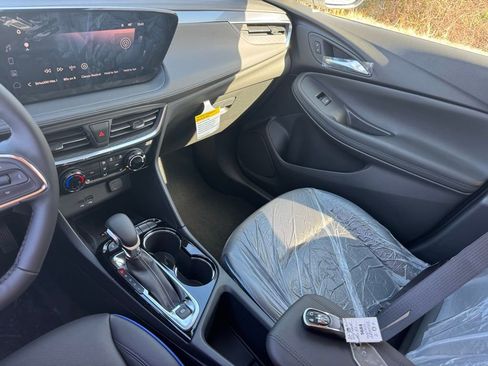 New 2026 Buick Encore GX Sport Touring image 28