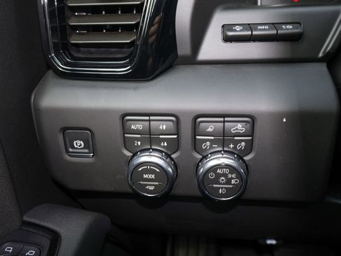 New 2026 GMC Sierra 1500 AT4 image 26