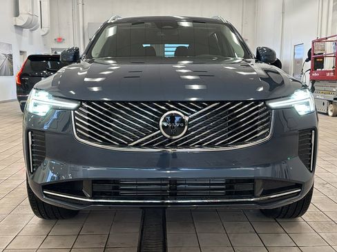 New 2026 Volvo XC90 T8 Plus w/ Protection Package Premier AWD/4WD image 10