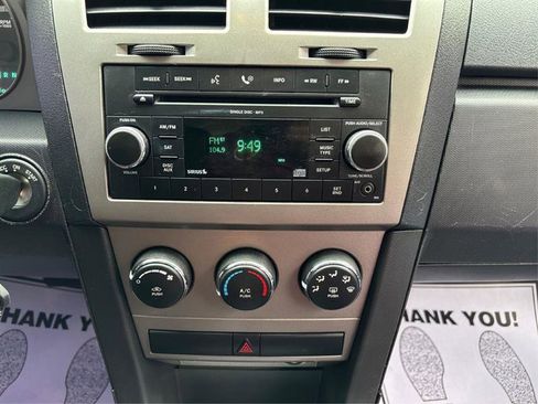 Used 2010 Dodge Avenger SXT FWD image 14