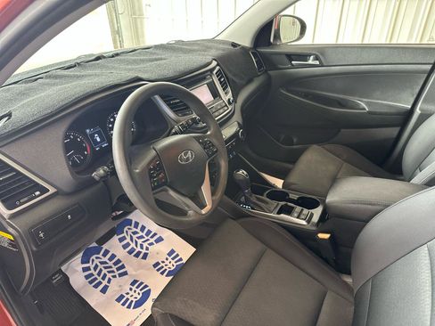 Used 2016 Hyundai Tucson SE w/ Option Group 02 FWD image 11