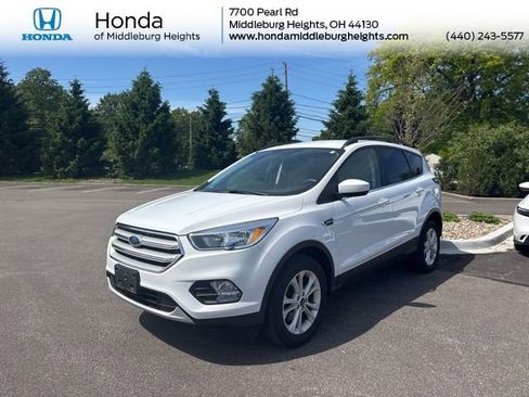 Used 2018 Ford Escape SE AWD/4WD image 1