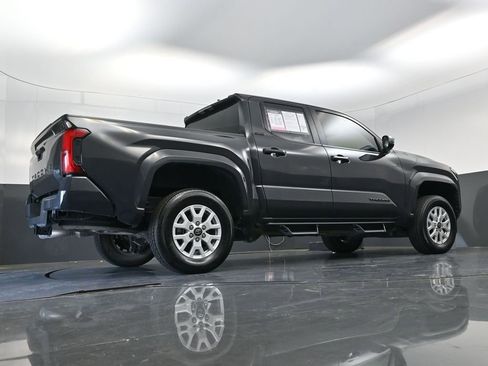 Used 2024 Toyota Tacoma SR5 image 19