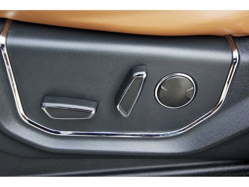 Used 2022 Ford Expedition Platinum image 27