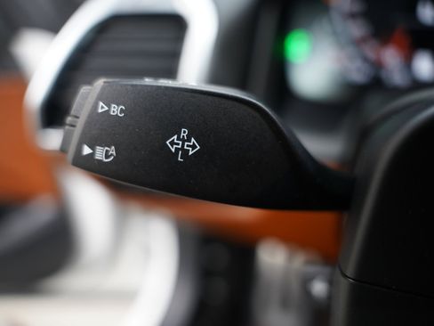 Used 2019 BMW M850i xDrive Coupe w/ Driving Assistance Package image 14