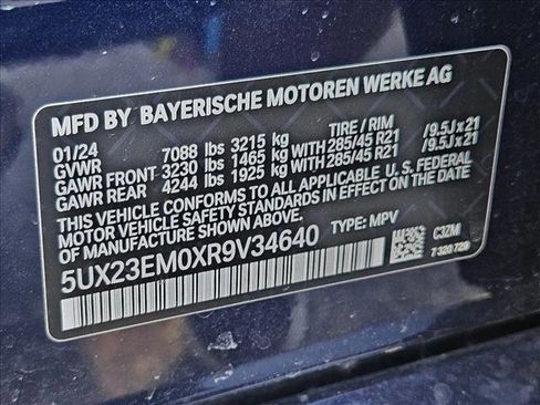 Used 2024 BMW X7 xDrive40i w/ M Sport Package image 17