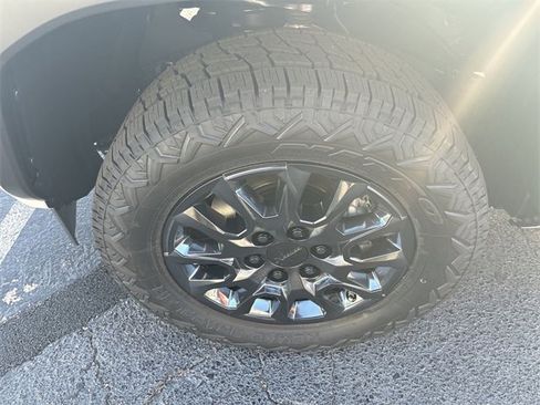 New 2025 Toyota 4Runner SR5 image 13