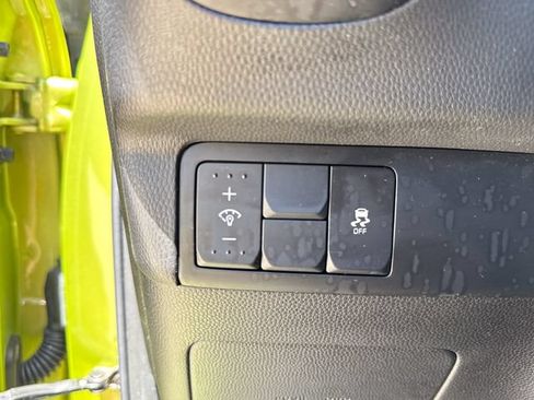 Used 2015 Kia Soul FWD image 32