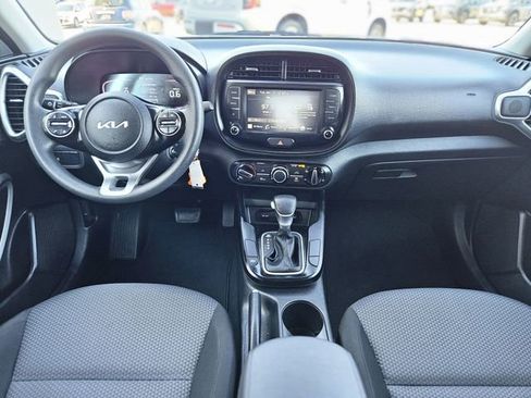 Used 2023 Kia Soul LX w/ Option Group 015 image 14