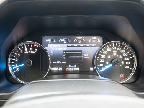 Used 2016 Ford F150 Lariat w/ Equipment Group 502A Luxury AWD/4WD image 7
