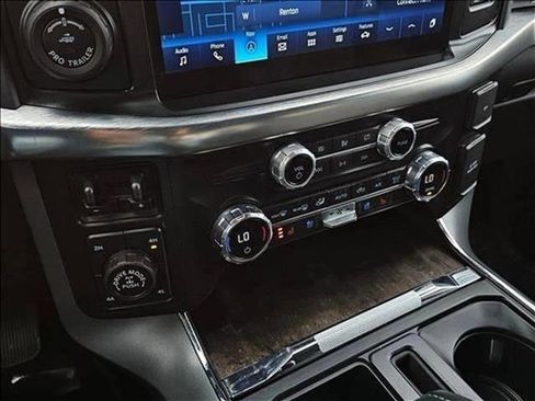 Used 2021 Ford F150 Lariat AWD/4WD image 23