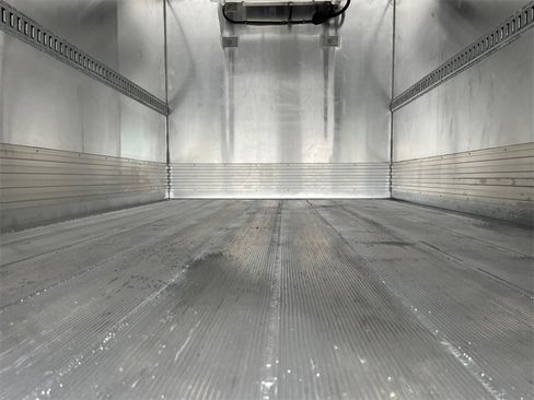 Used 2024 Mercedes-Benz Sprinter 3500 image 8