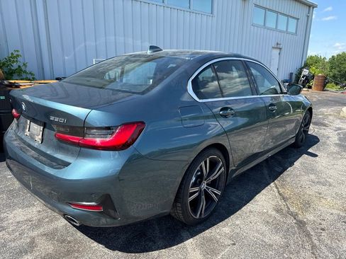 Used 2021 BMW 330i xDrive Sedan w/ Premium Package AWD/4WD image 4