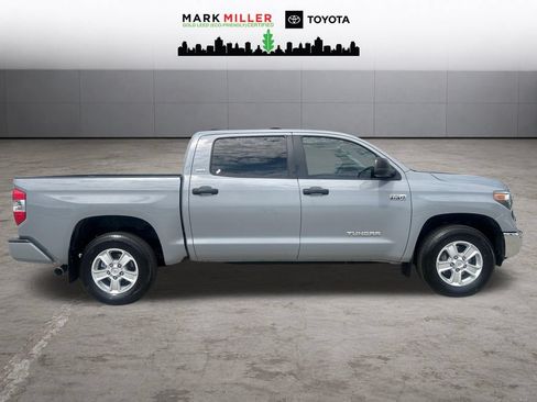 Certified 2020 Toyota Tundra SR5 w/ SR5 Convenience Package AWD/4WD image 7