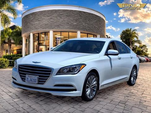 Used 2015 Hyundai Genesis 3.8 RWD image 1