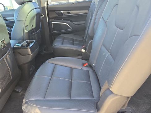 Used 2021 Kia Telluride SX w/ Nightfall Edition Package image 19