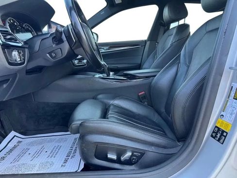 Used 2019 BMW 530i xDrive w/ Convenience Package AWD/4WD image 9