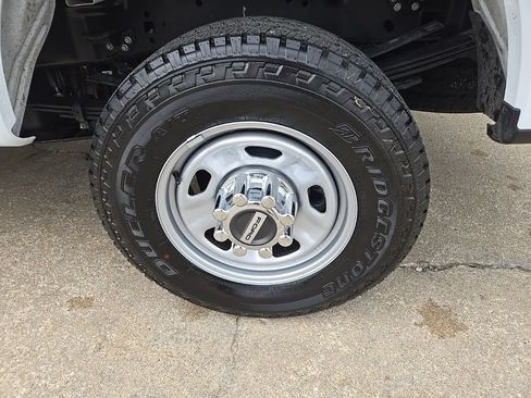 Used 2024 Ford F350 XL w/ FX4 Off-Road Package AWD/4WD image 32