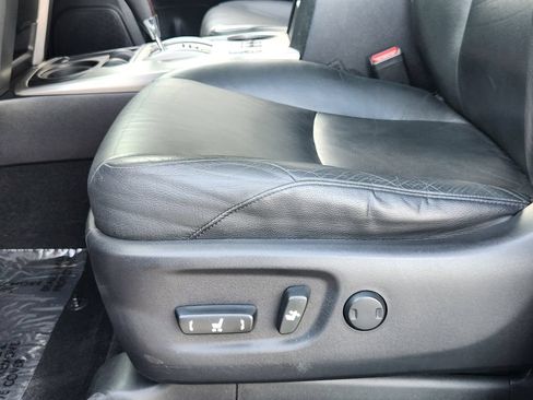 Used 2013 Toyota 4Runner Limited RWD image 28