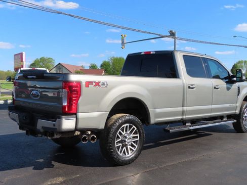 Used 2019 Ford F350 Lariat w/ Lariat Value Package image 19