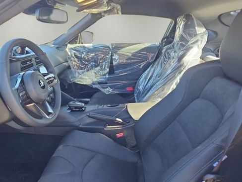 New 2025 Nissan Z Performance w/ Floor Mat Package image 34
