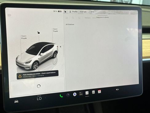 Used 2023 Tesla Model Y Long Range AWD/4WD image 17