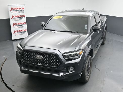 Used 2021 Toyota Tacoma Limited w/ Nightshade Package AWD/4WD image 29