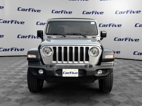 Used 2018 Jeep Wrangler Sport image 9