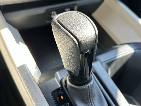 Used 2024 Honda Accord EX image 19