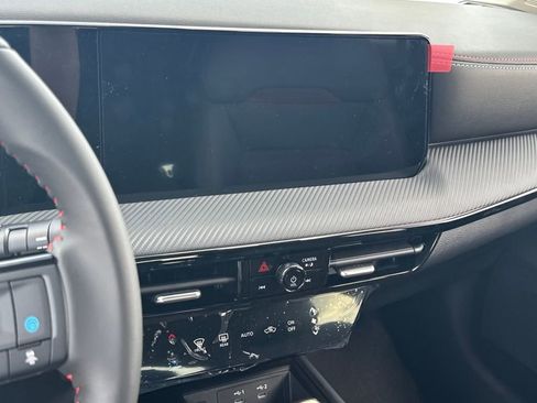 New 2026 Nissan Kicks SR w/ Illumination Package image 19