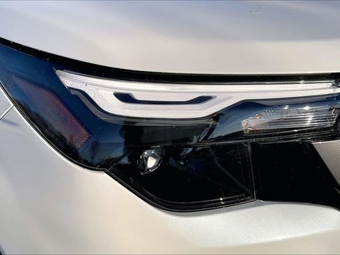 Certified 2026 Subaru Forester Premium image 30