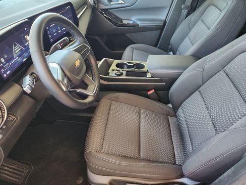 Used 2026 Chevrolet Equinox LT image 12