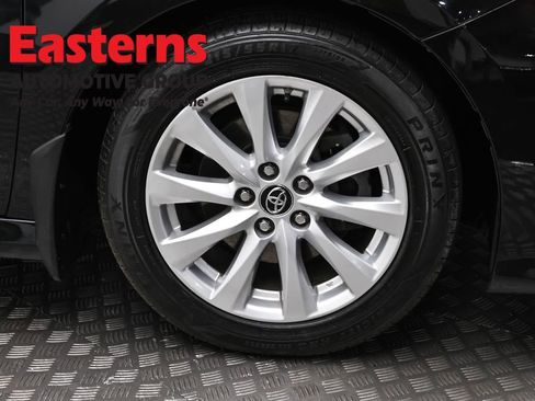 Used 2019 Toyota Camry LE w/ Convenience Package FWD image 31