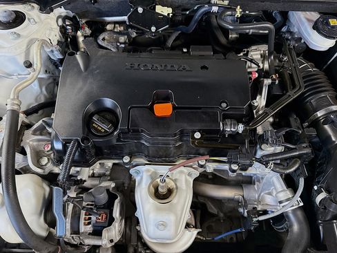 Used 2023 Honda Civic Sport image 39