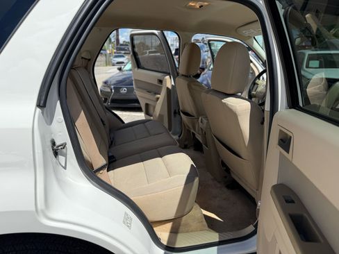 Used 2012 Ford Escape XLT image 35