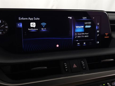 Used 2021 Lexus ES 300h w/ Accessory Package 2 FWD image 26