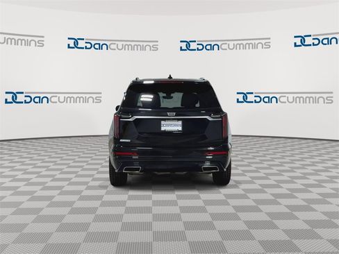 Used 2023 Cadillac XT6 Sport w/ Technology Package image 7