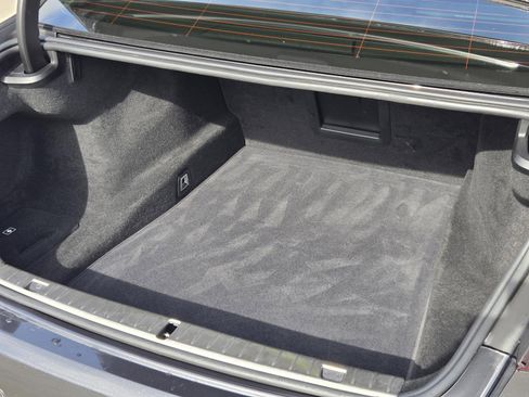 Used 2022 BMW 740i image 29