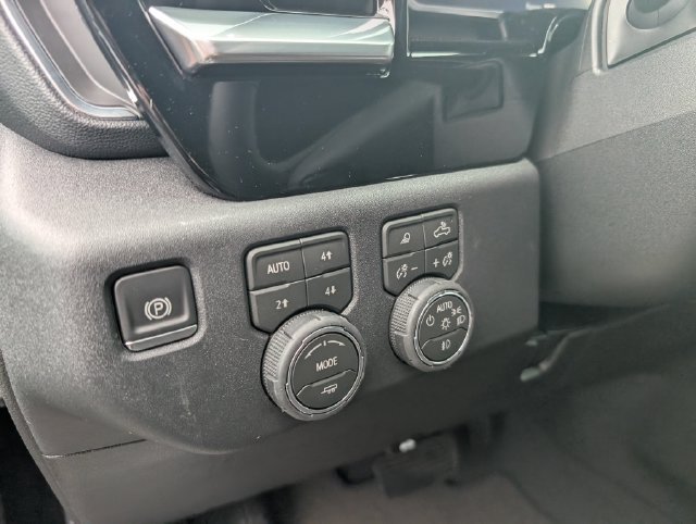 New 2026 Chevrolet Silverado 2500 High Country w/ Midnight Edition AWD/4WD image 18