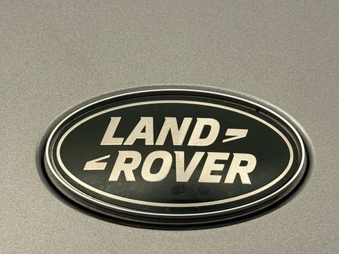 Used 2023 Land Rover Defender 110 S AWD/4WD image 29