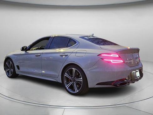 Used 2025 Genesis G70 2.5T w/ Sport Prestige Package image 7