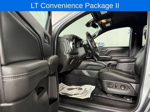 Used 2023 Chevrolet Colorado LT w/ LT Convenience Package III AWD/4WD image 12