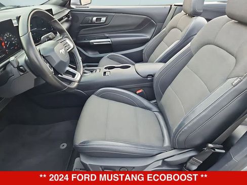 Used 2024 Ford Mustang Convertible RWD image 18